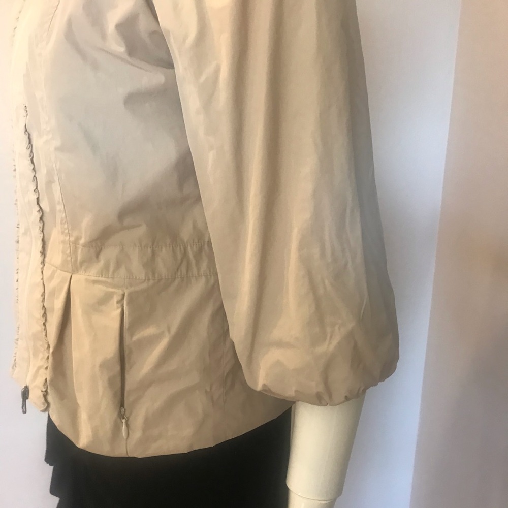 Lightweight jacket - Picture 7 of 8